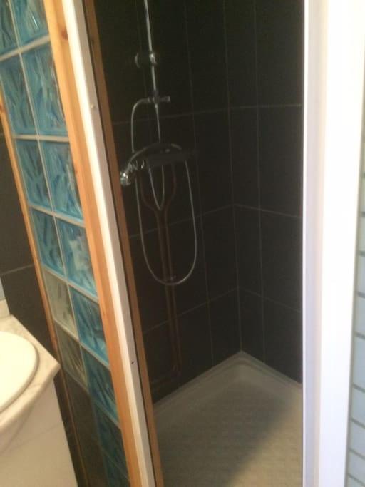 Le Coin Tranquille au pied du Puy de Dôme Apartamento Pontgibaud Exterior foto