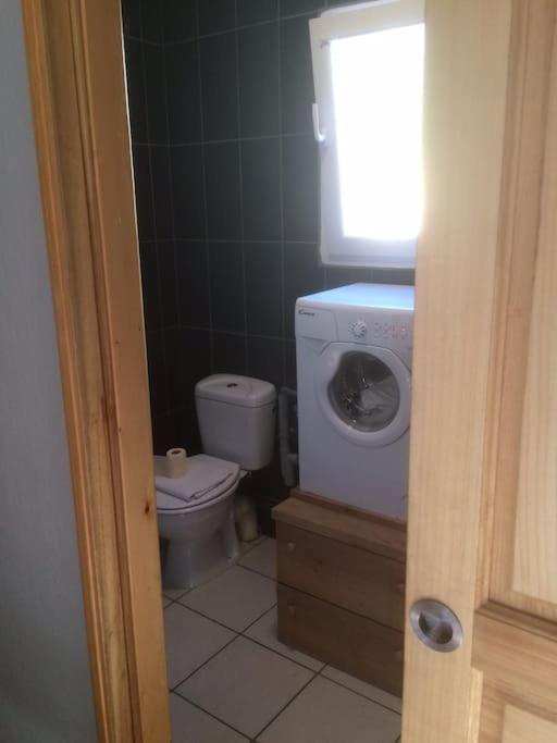 Le Coin Tranquille au pied du Puy de Dôme Apartamento Pontgibaud Exterior foto